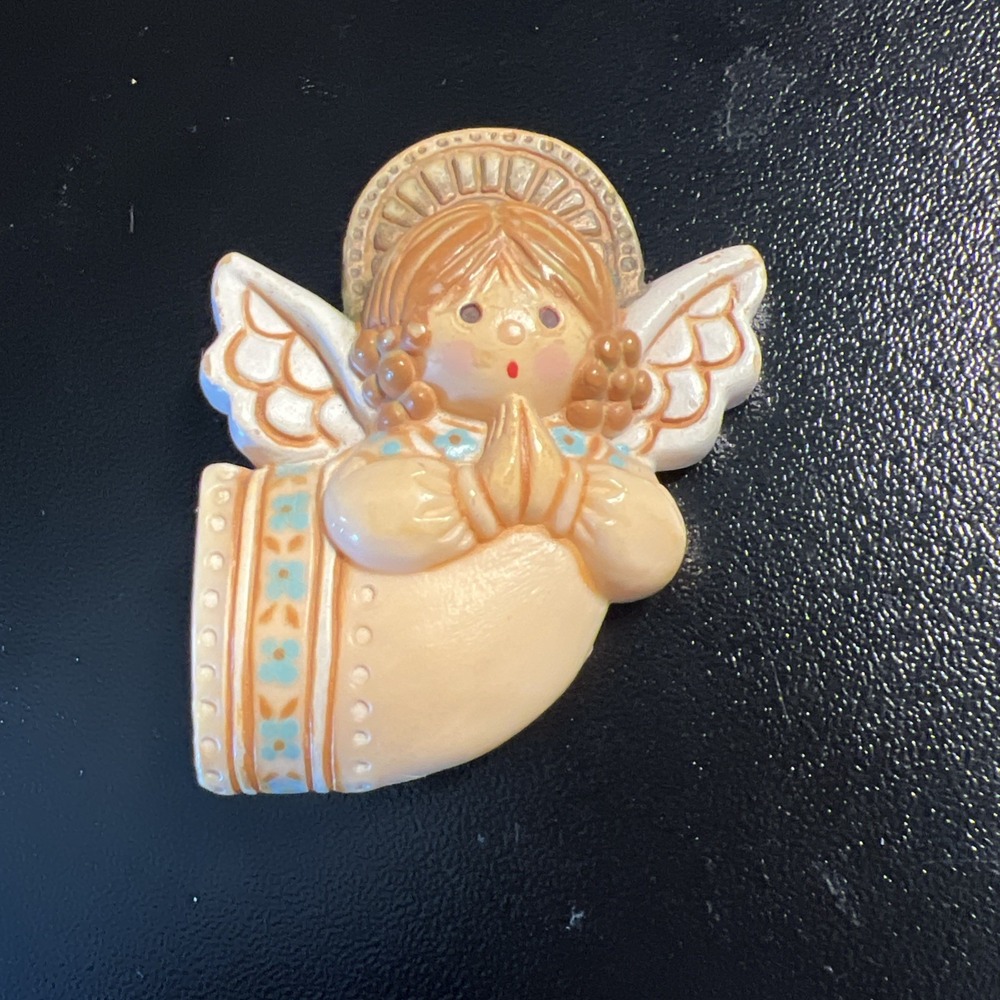 Hallmark Cards‎ Girl Angel Pin Brooch Christian Religious Wings Halo Angelic Vtg